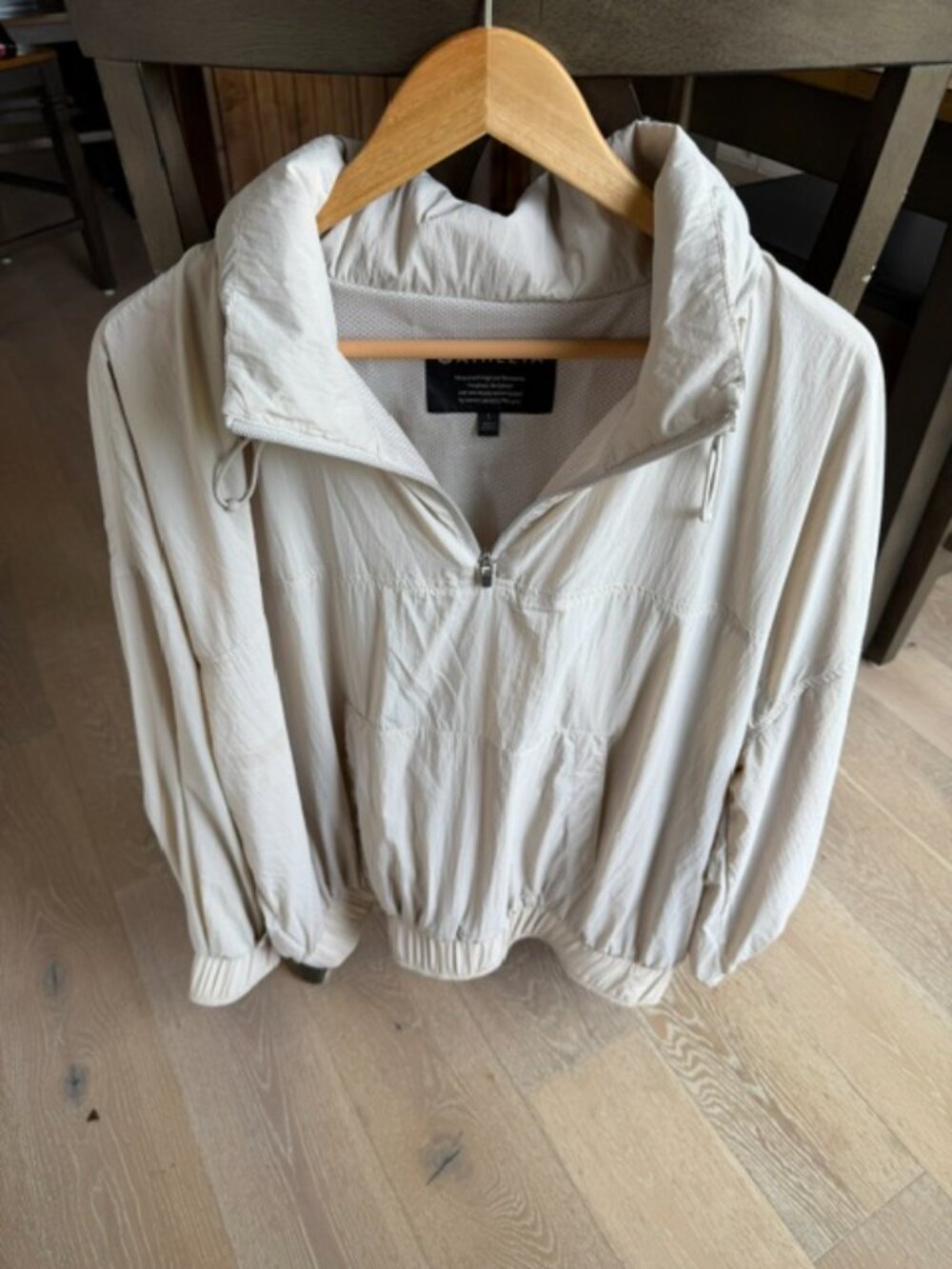 Athleta size L pullover lightweight jacket   ---  moving